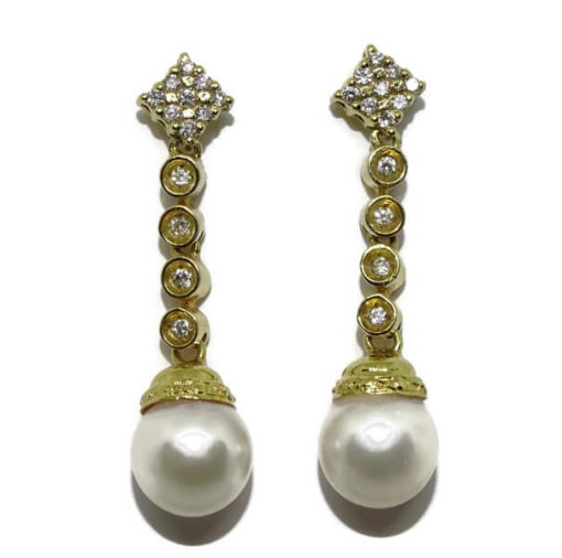 Pendientes de diamantes con perlas oro amarillo 0.39 quilates