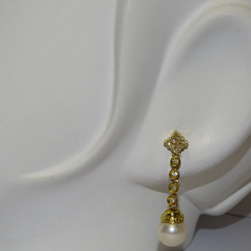 Pendientes de diamantes con perlas oro amarillo 0.39 quilates - Imagen 2