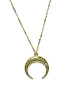 Collar media luna y diamantes oro.
