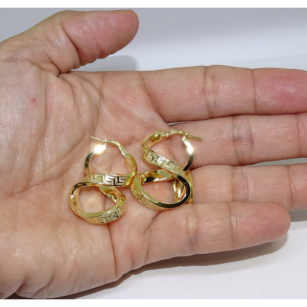 Aros ocho greca 4x29.00- 2.50gr de oro de 18k - Imagen 3