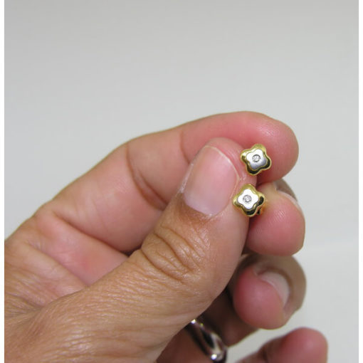 Pendientes flor bicolor con diamantes - Imagen 2
