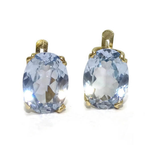 Pendientes clásicos de oro y circonita de color
