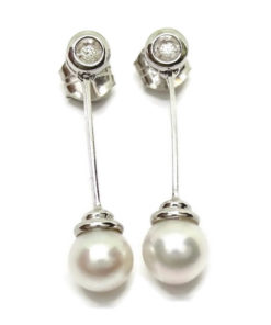Pendientes largos diamantes y perla oro blanco