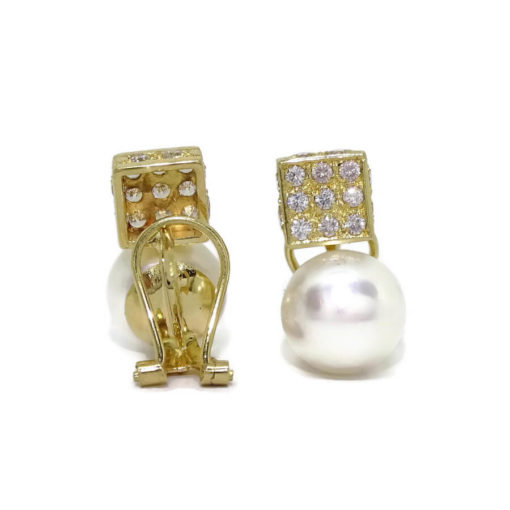 Pendientes de oro amarillo de 18k con circonitas y perlas cultivada de 10mm cierre omega - Imagen 5