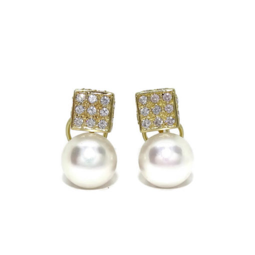 Pendientes de oro amarillo de 18k con circonitas y perlas cultivada de 10mm cierre omega