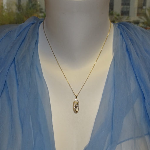 Medalla Silueta de la Virgen de Oro Amarillo - Imagen 2