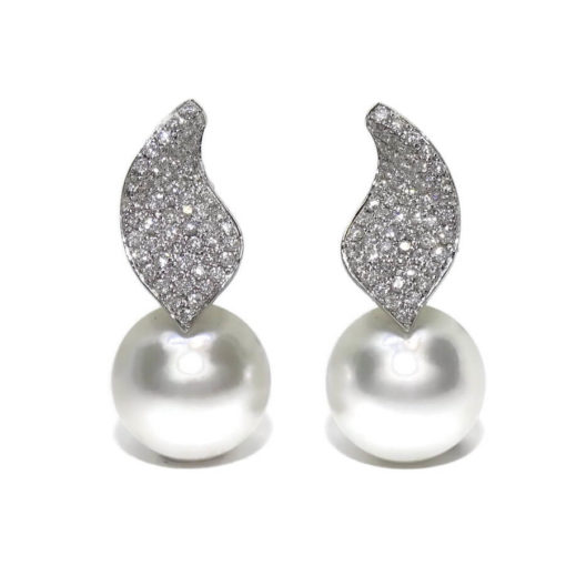 pendientes de oro blanco 0.61cts de diamantes y 2 perlas australianas de 11mm