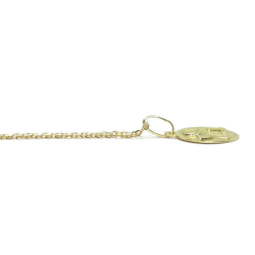 Medalla para bebé con Angelito de 14mm y Cadena Forzada picada de 40cm. Peso, 1.75gr de Oro de 18k - Imagen 6