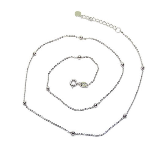 Cadena para Mujer de Oro Blanco de 18k con Cadena Forzada picada y 10 Bolas de Oro Brillo de 2.5mm de diámetro. 45cm de Largo