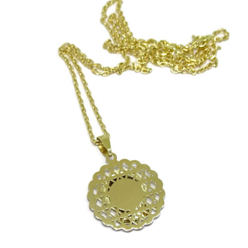 Medalla de Oro Amarillo y Oro Blanco de 18k con la Virgen Niña Especial comunión y Mujer. - Imagen 4