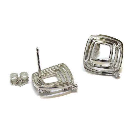 Modernos y preciosos pendientes de oro blanco de 18k con 0.14cts de diamantes. Fiesta. 3.75gr de oro de 18k - Imagen 3