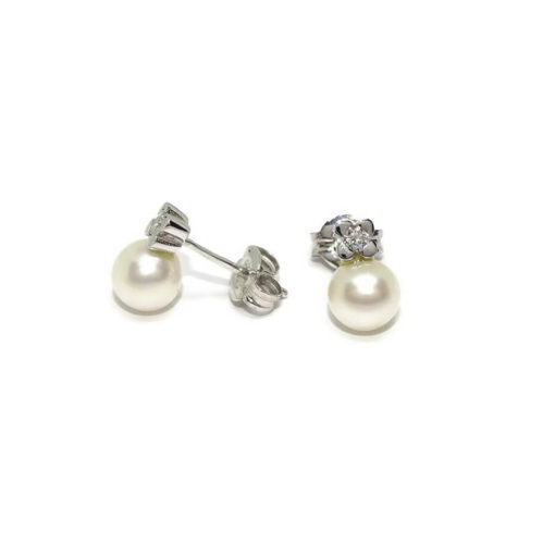 Pendientes con diamantes de 0.10cts y 2 perlas cultivadas redondas de 6mm montados en oro blanco de 18K. Ideal para comunión. - Imagen 3