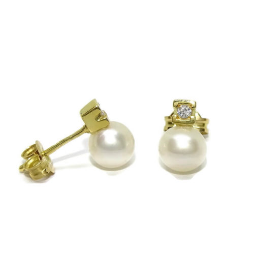 Pendientes para comunión de oro amarillo con 2 diamantes de 0.08cts y 2 perlas cultivadas redondas de 5.5 mm - Imagen 6