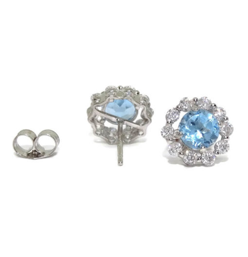pendientes redondos de oro blanco de 18K con 20 circonitas blancas y 2 topacios azules - Imagen 6