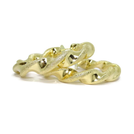 Pendientes de aro muy grandes de oro amarillo de 18k mate y brillo, tubo de 1cm - Imagen 5