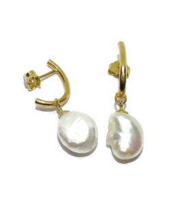 pendientes de medio gancho de oro amarillo de 18K con 2 perlas cultivadas estilo barrocas