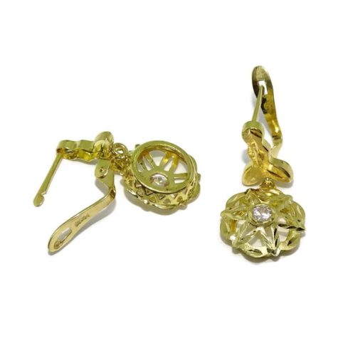 Pendientes filigrana clásicos oro amarillo de 18k con 2 circonitas de la mejor calidad y cierre de pala. - Imagen 4