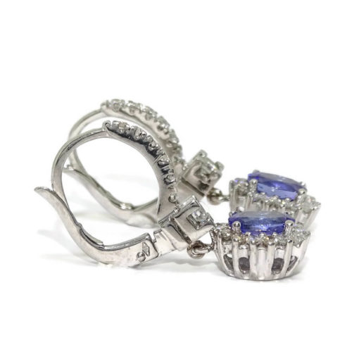 pendientes en oro blanco de 18k con 2 tanzanitas de 1.90 cts y 42 diamantes de 0.96cts - Imagen 3