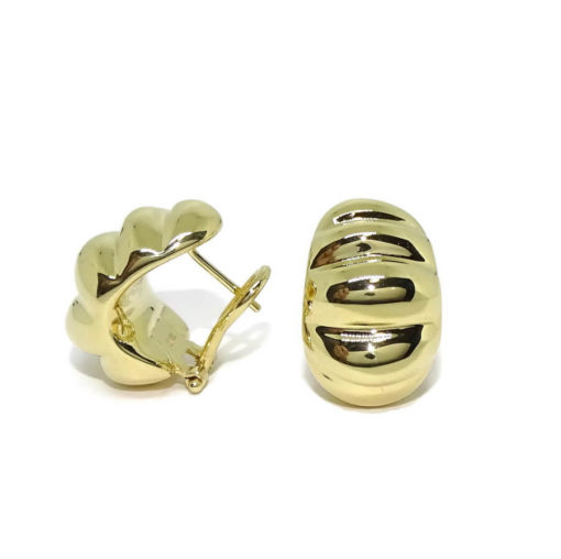Preciosos y originales pendientes para mujer de oro amarillo de 18k con cierre omega grandes con montañas. - Imagen 3