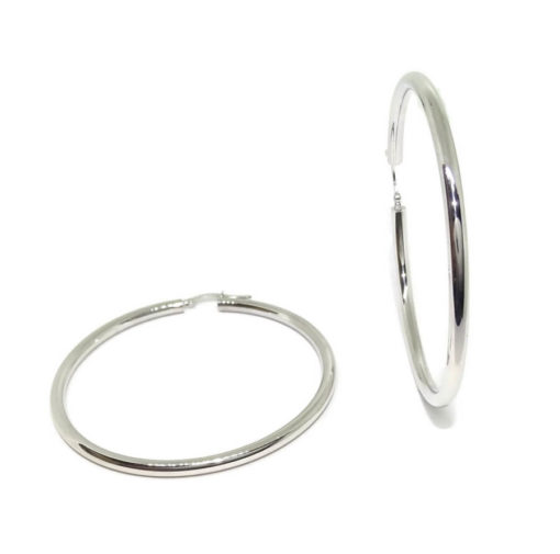 Pendientes tipo aro grandes de oro blanco de 18K de 3mm de ancho por 5.70cm de diámetro exterior - Imagen 5