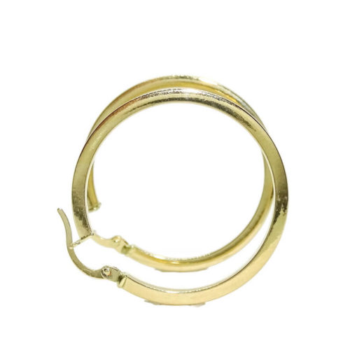 Pendientes aros de oro amarillo de 18k brillo de tubo cuadrado de 2mm de ancho y 2.80cm de diámetro exterior. Cierre fácil click Peso, 1.90gr