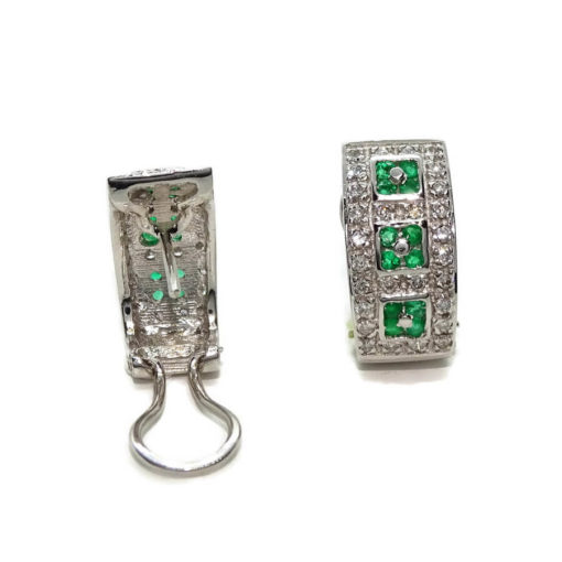 Impresionantes pendientes para mujer con 28 diamantes auténticos y 12 esmeraldas montados en oro blanco de 18k con cierre omega. Peso; 8.70gr de oro de 18k. - Imagen 6