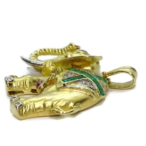 Elefante de oro amarillo de 18k con diamantes y piedras preciosas. - Imagen 4