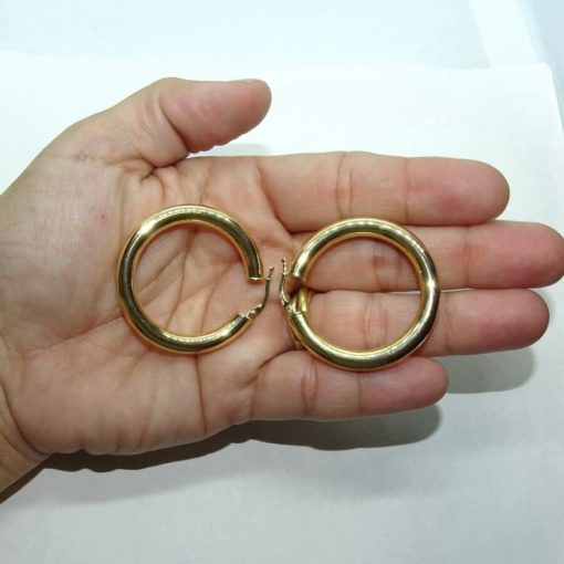 Pendientes aros de oro amarillo de 18k anchos, de 5mm de grosor y 3.80cm de diámetro exterior. 7.60gr de oro de 18k Cierre fácil click - Imagen 4