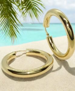 Pendientes aros de oro amarillo de 18k anchos, de 5mm de grosor y 3.80cm de diámetro exterior. 7.60gr de oro de 18k Cierre fácil click