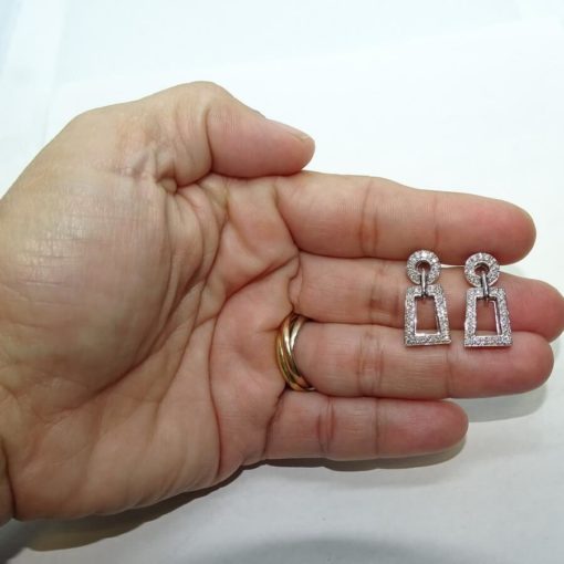 Pendientes para mujer aldaba de oro y 0.74cts de diamantes - Imagen 4