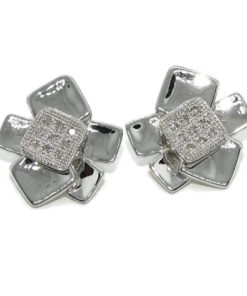 Estilosos y modernos pendientes de oro blanco de 18k con 9 diamantes auténticos talla brillante que suman 0.10cts