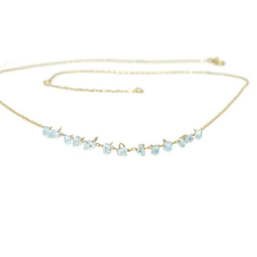 Precioso y elegante collar de oro amarillo de 18k con 13 topacios azules talla briolette - Imagen 8