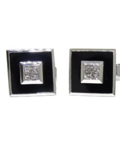 Gemelos de oro blanco de 18k macizo con 2 onix de 4.73cts y 8 diamantes talla princesa de 0.74cts
