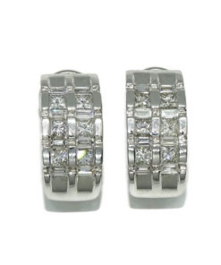 Elegantes y lujosos pendientes de oro blanco de 18k con diamantes auténticos que pesan 1.53cts