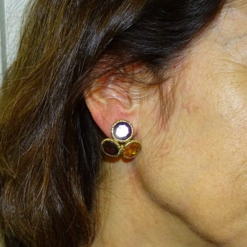 Pendientes de oro amarillo de 18K con 6 piedra de color. - Imagen 2
