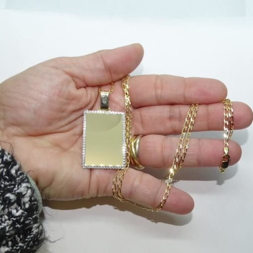 Placa de oro amarillo lisa con bisel de oro blanco y cadena maciza de oro todo de 18k de 60cm de larga para hombre o mujer. - Imagen 3