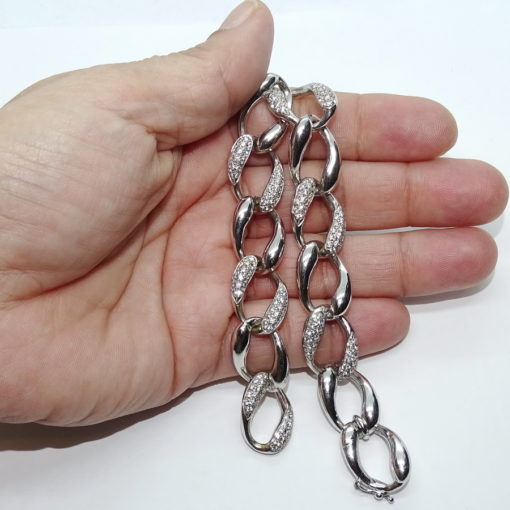 Pulsera de oro blanco de 18k de eslabones de 2.00cm de anchos por 1.40cm de altos y circonitas. - Imagen 3