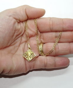 Medalla de oro amarillo de 18k calada con la Virgen Niña y circonitas .Cadena 3X1 de 45cm especial comunión y mujer - Imagen 3