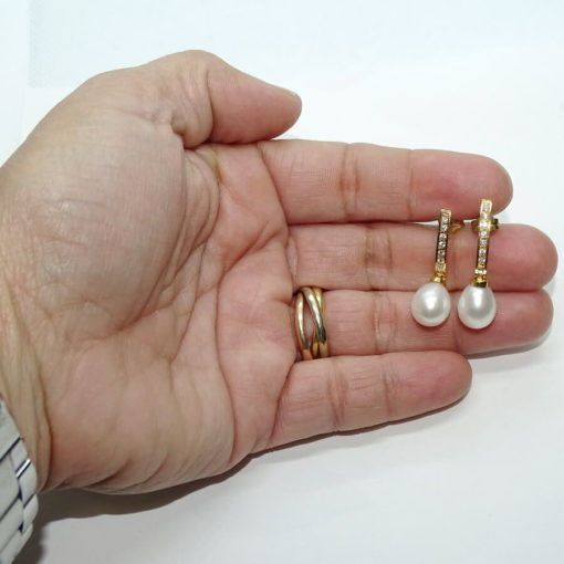 Pendientes para mujer de oro amarillo de 18k con circonitas engastadas con 4 garras y perlas cultivadas tipo pera - Imagen 3