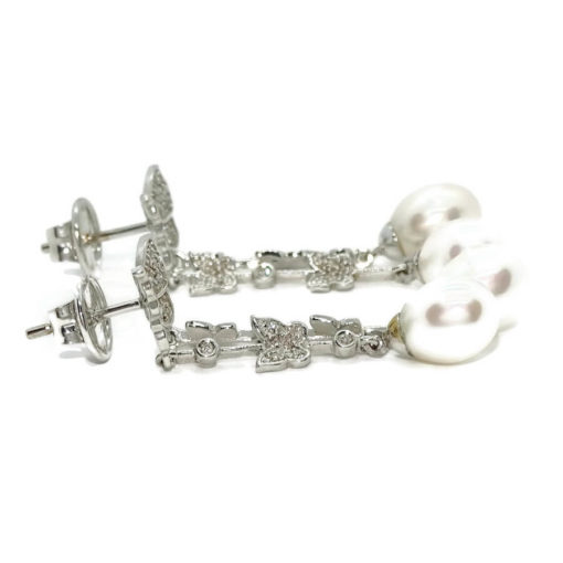 Preciosos pendientes para mujer con perlas cultivadas tipo pera y diamantes en oro blanco de 18k. - Imagen 6