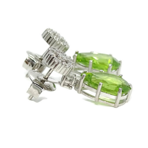 Pendientes de oro blanco de 18k para mujer con diamantes auténticos y 2 peridotos - Imagen 12
