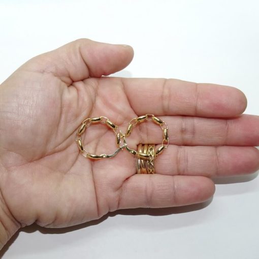 Originales aros de calabrote pequeños de oro amarillo de 18k - Imagen 3