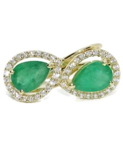 Preciosos pendientes en oro amarillo de 18k con 2 esmeraldas naturales talla lagrima de 7x5 y circonitas.