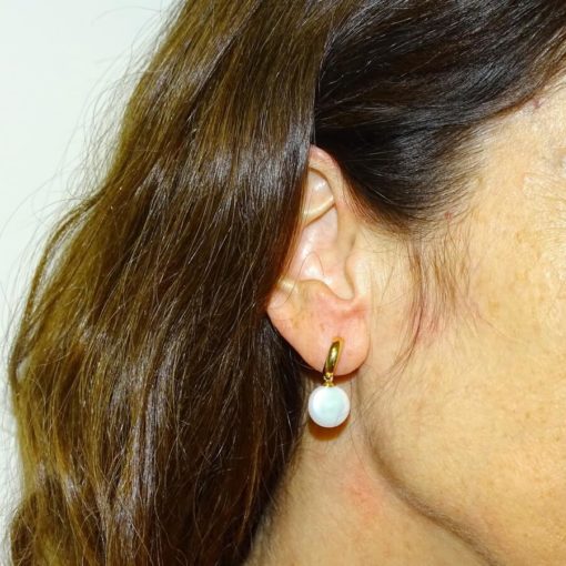 Preciosos y elegantes pendientes de medio gancho de oro amarillo de 18K con 2 perlas cultivadas tipo coin de 11mm - Imagen 2