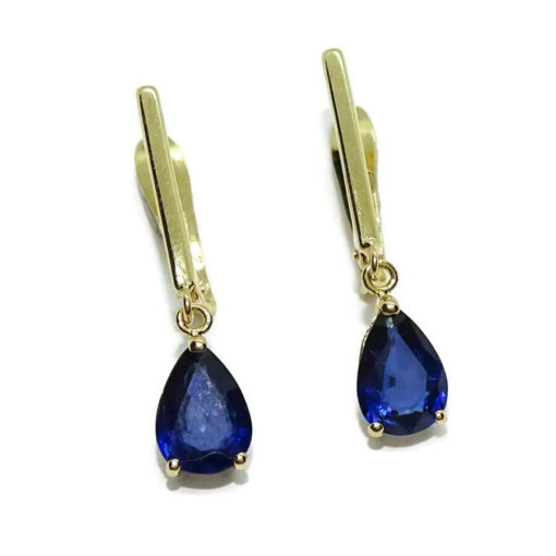 Preciosos pendientes en oro amarillo de 18k con 2 zafiros naturales talla lagrima de 7x5.