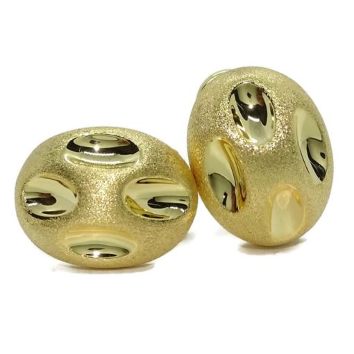 Pendientes oro amarillo mate y brillo de 18k print animal para mujer con cierre omega. Peso; 4.60 gr de oro de 18k.
