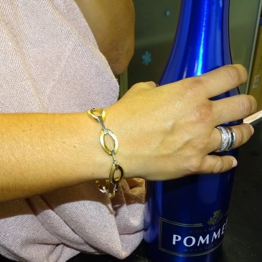 Pulsera para mujer de oro amarillo mate y brillo y oro blanco todo de 18k, semi-rígida - Imagen 2