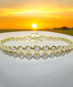 Pulsera de Oro de 18k con 13 Diamantes Talla Brillante de 0.95cts