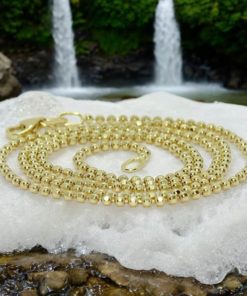 Espectacular y brillante cadena de bolas de oro macizo de 18k para mujer con bolas 1.5 mm, 45 cm de larga , peso 4.65gr de oro de 18k.
