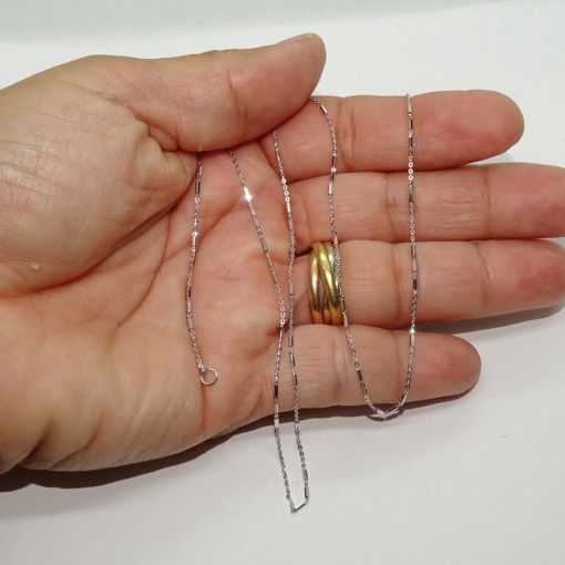 Cadena para mujer italiana maciza fuerte de oro blanco de 18k y 45cm de larga. Peso cadena: 1.70 gr de oro de 18k. - Imagen 3